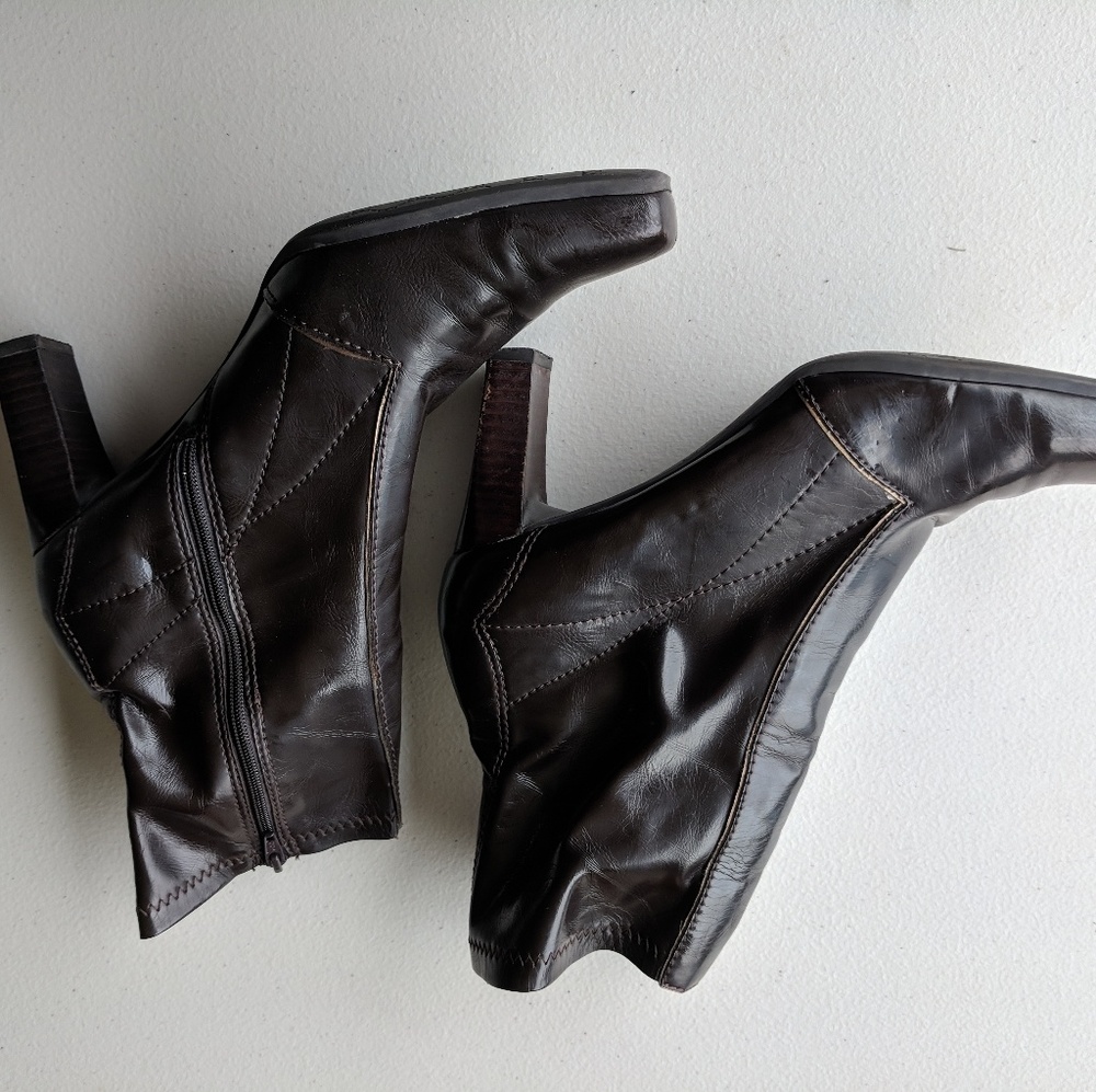Brown boots